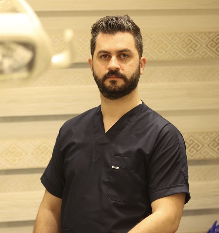 اسامة عماد الخشاب