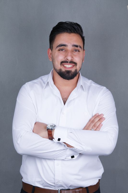 زيد  منذر المشهداني